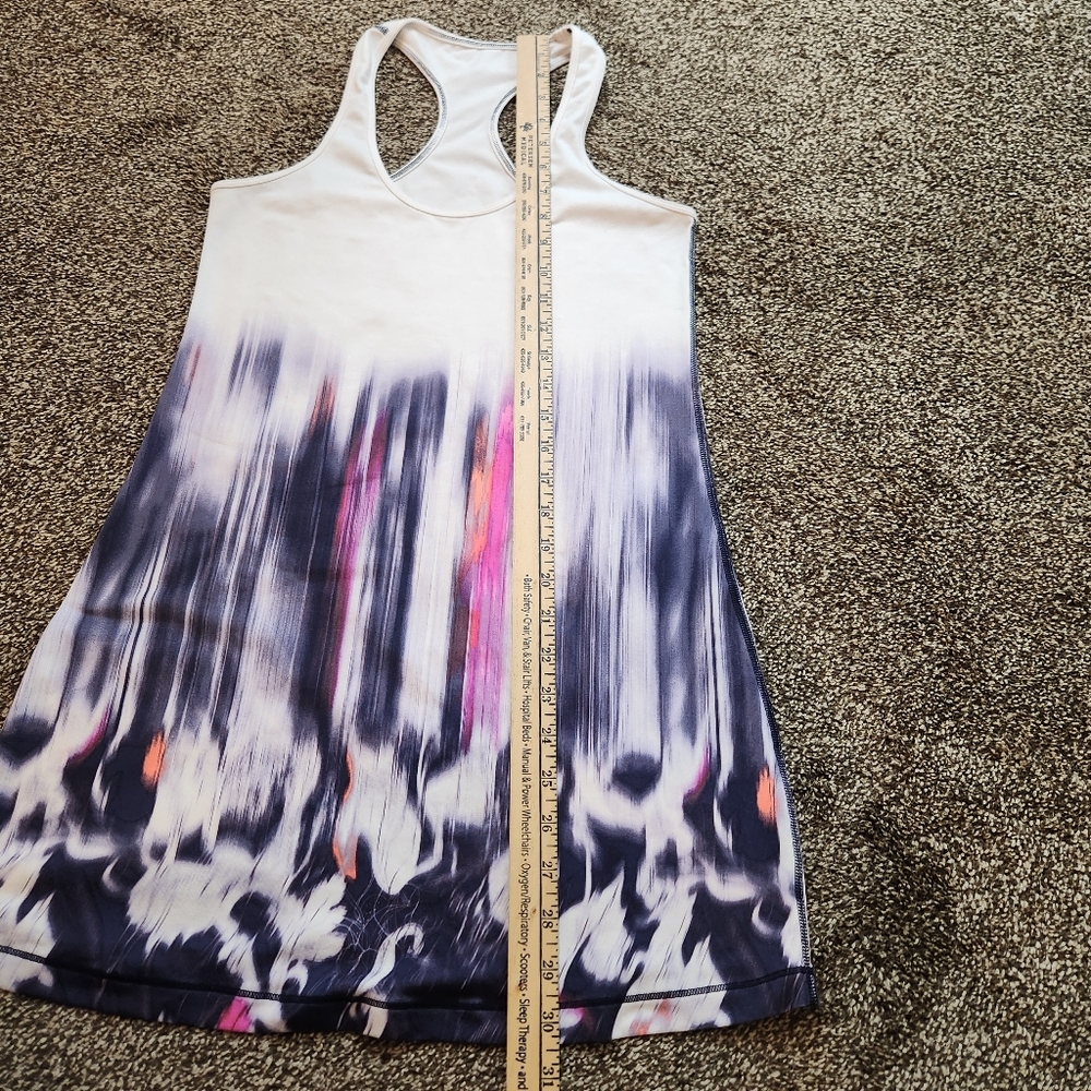 Lululemon Racerback Tie Dye Long Tank Mirage Size 6 - Picture 5 of 5